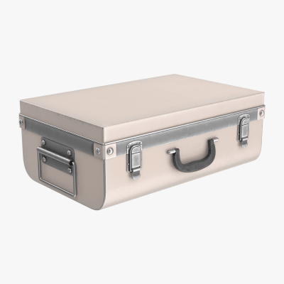 Metal trunk with lock