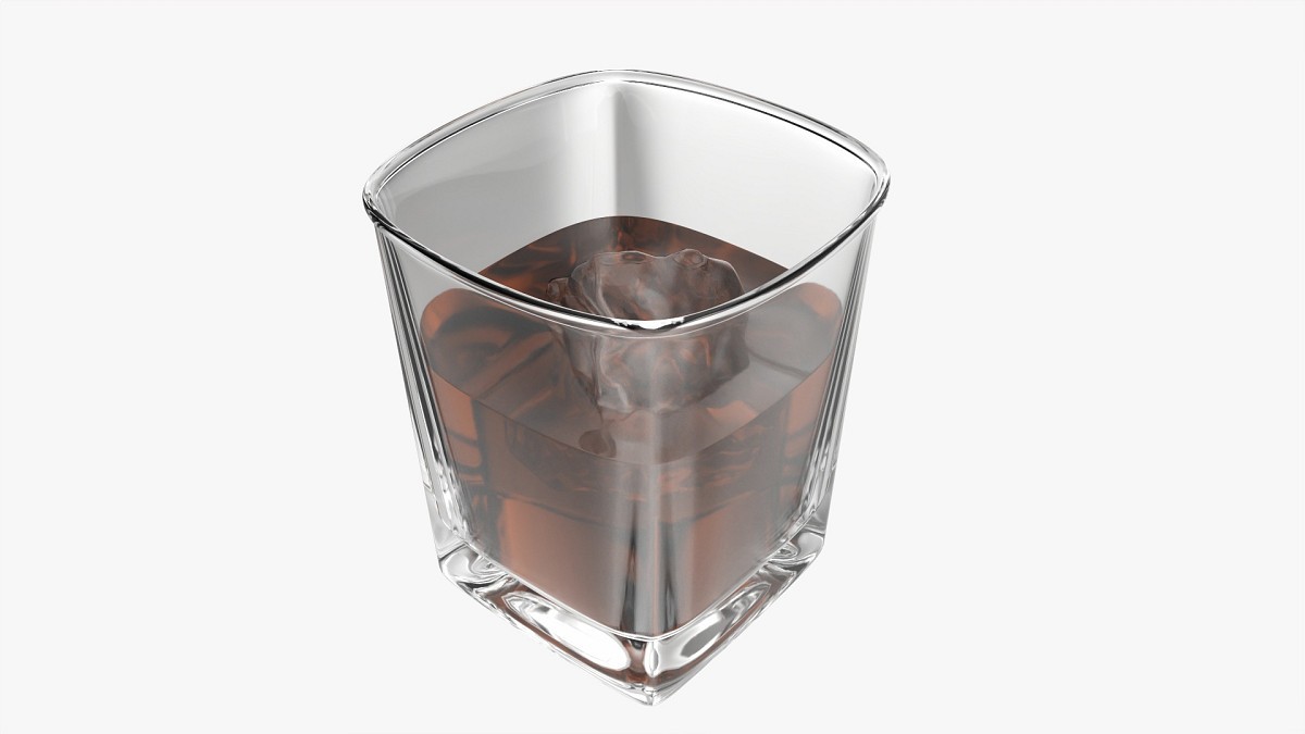 Whiskey glass with ice
