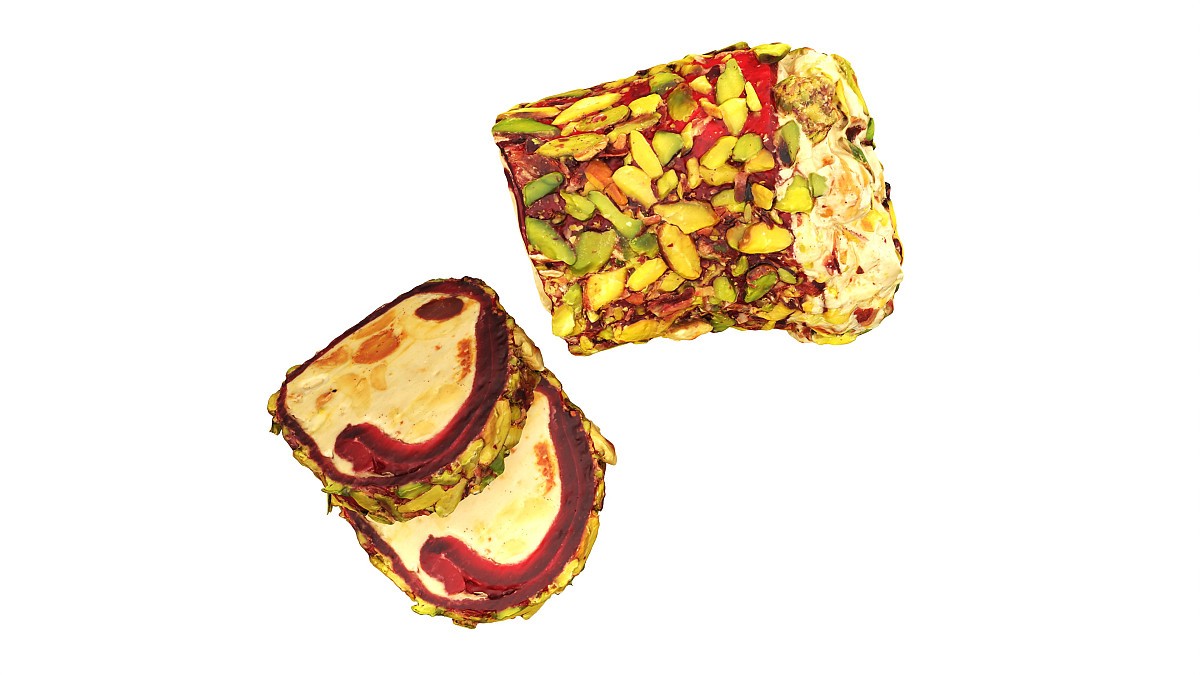 Turkish Delight with Pistachio and slices