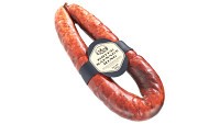 Smoked sausage ring with label